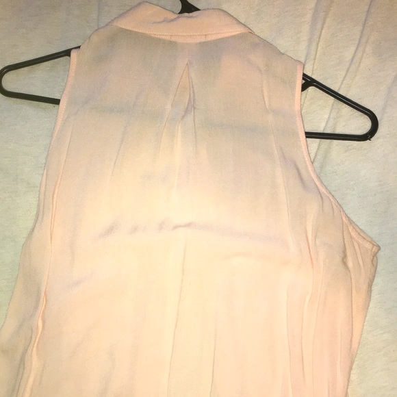 Sleeveless button up tank top - Picture 4 of 5